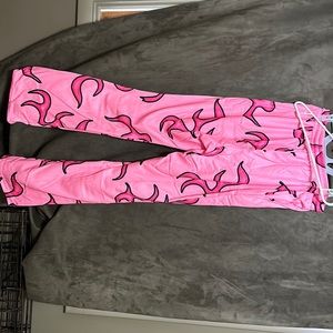 Item 117 pink athletic pants